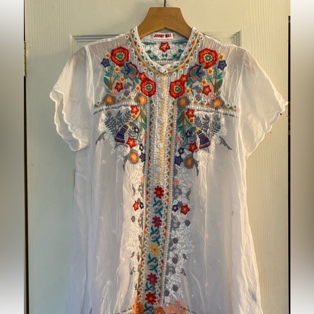Johnny Was Embroidered Tunic Size Small EUC